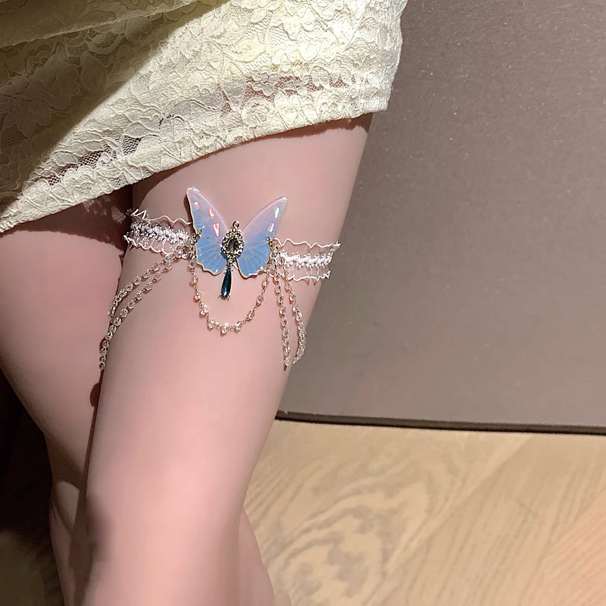 Body Jewelry Chain - แฟชั่นรูปแบบผีเสื้อยืดหยุ่นลูกไม้ขาหวานสาวผู้หญิง Body CHAIN เครื่องประดับ