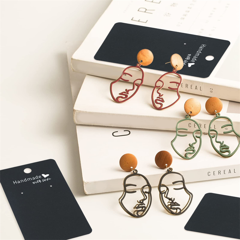 การ์ดโชว์ต่างหูพิมพ์ลายรัก ขนา - Body Jewelry Holder บทวิจารณ์และราคา